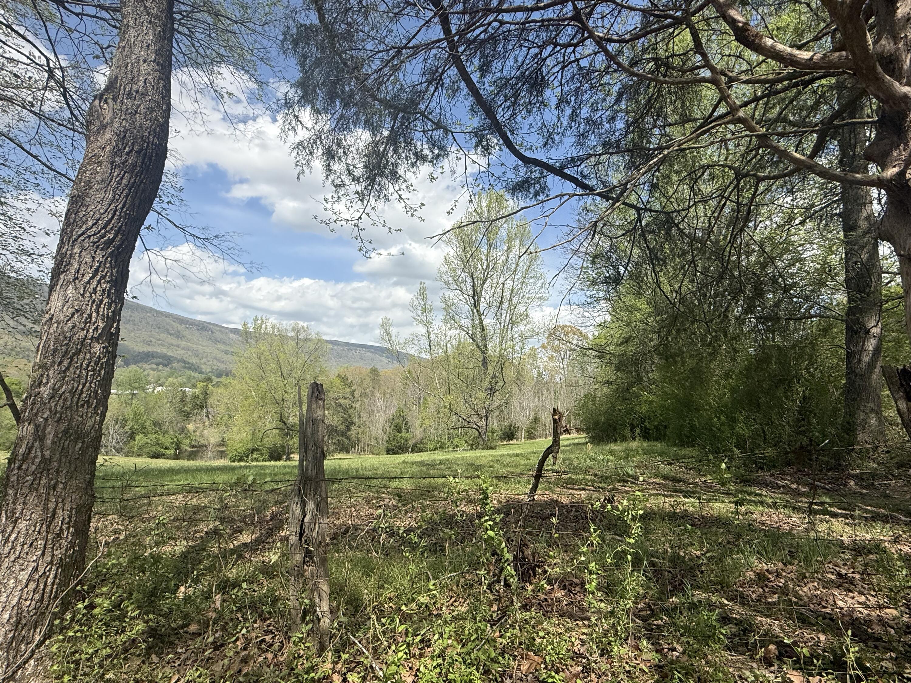 Whitwell, Tennessee, 37397, United States, ,Residential,For Sale,1763603