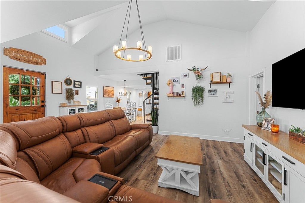 Banning, California, 92220, United States, 6 Bedrooms Bedrooms, ,4 BathroomsBathrooms,Residential,For Sale,1977497