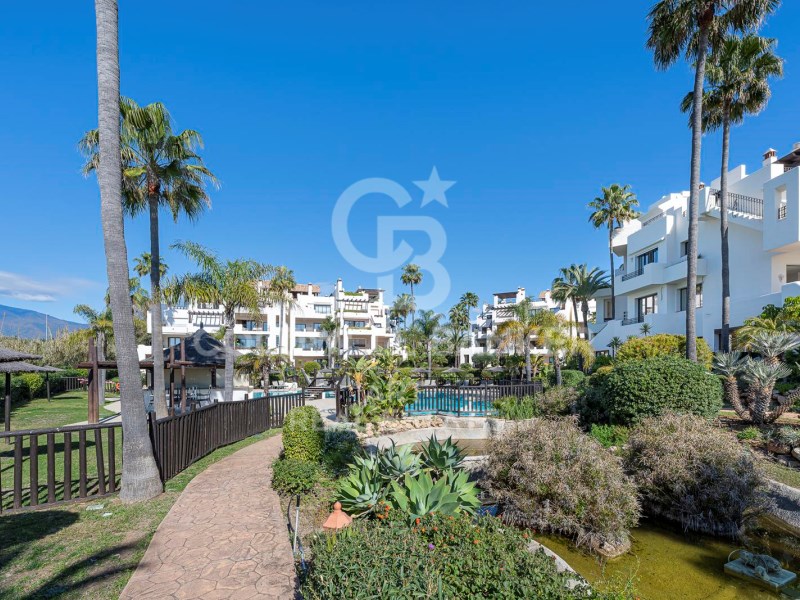 Estepona, Andalusia, ES, 3 Bedrooms Bedrooms, ,Residential,For Sale,1940839