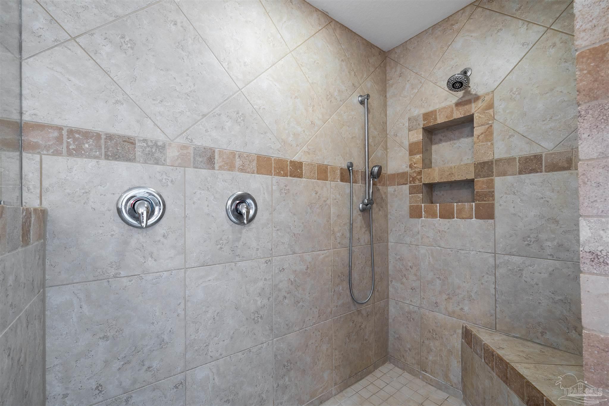 Navarre, Florida, 32566, United States, 4 Bedrooms Bedrooms, ,3 BathroomsBathrooms,Residential,For Sale,1892074