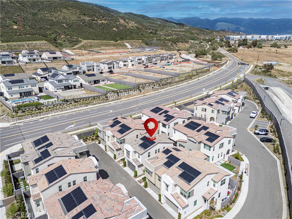 Fontana, California, 92336, United States, 3 Bedrooms Bedrooms, ,2 BathroomsBathrooms,Residential,For Sale,2037862
