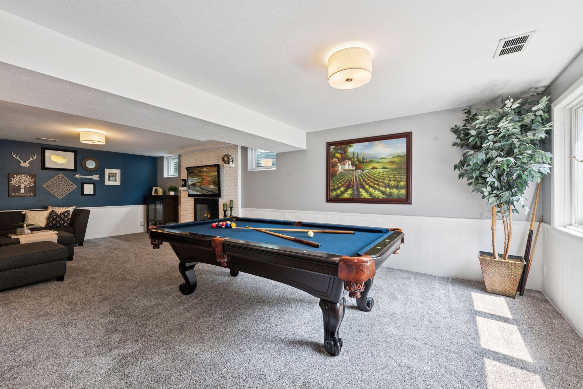 Edina, Minnesota, 55435, United States, 4 Bedrooms Bedrooms, ,3 BathroomsBathrooms,Residential,For Sale,1998475