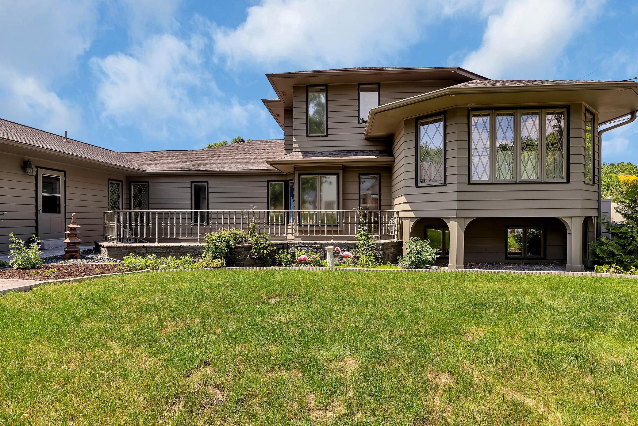 Saint Cloud, Minnesota, 56304, United States, 4 Bedrooms Bedrooms, ,4 BathroomsBathrooms,Residential,For Sale,1836908