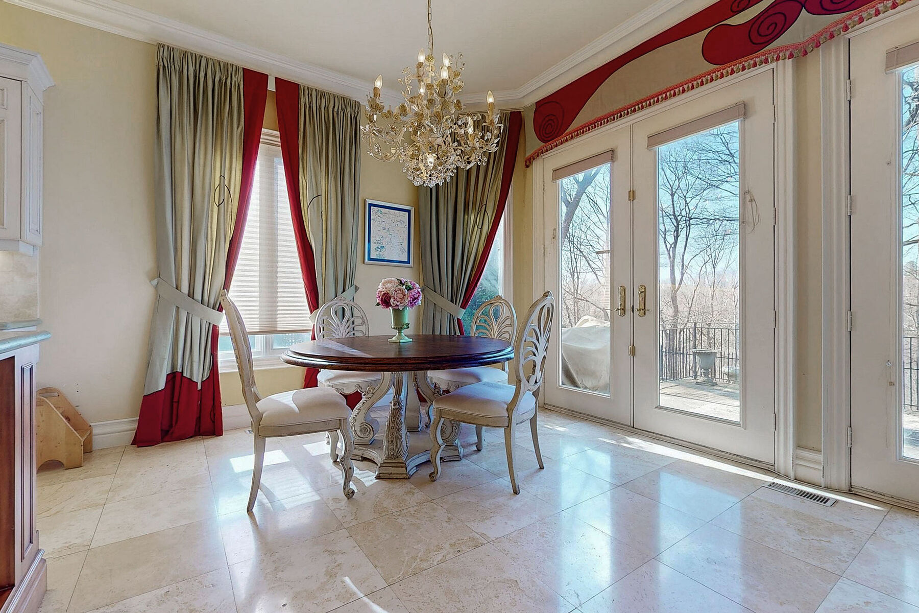  Bridle Path Ravine Mansion - 物件實景