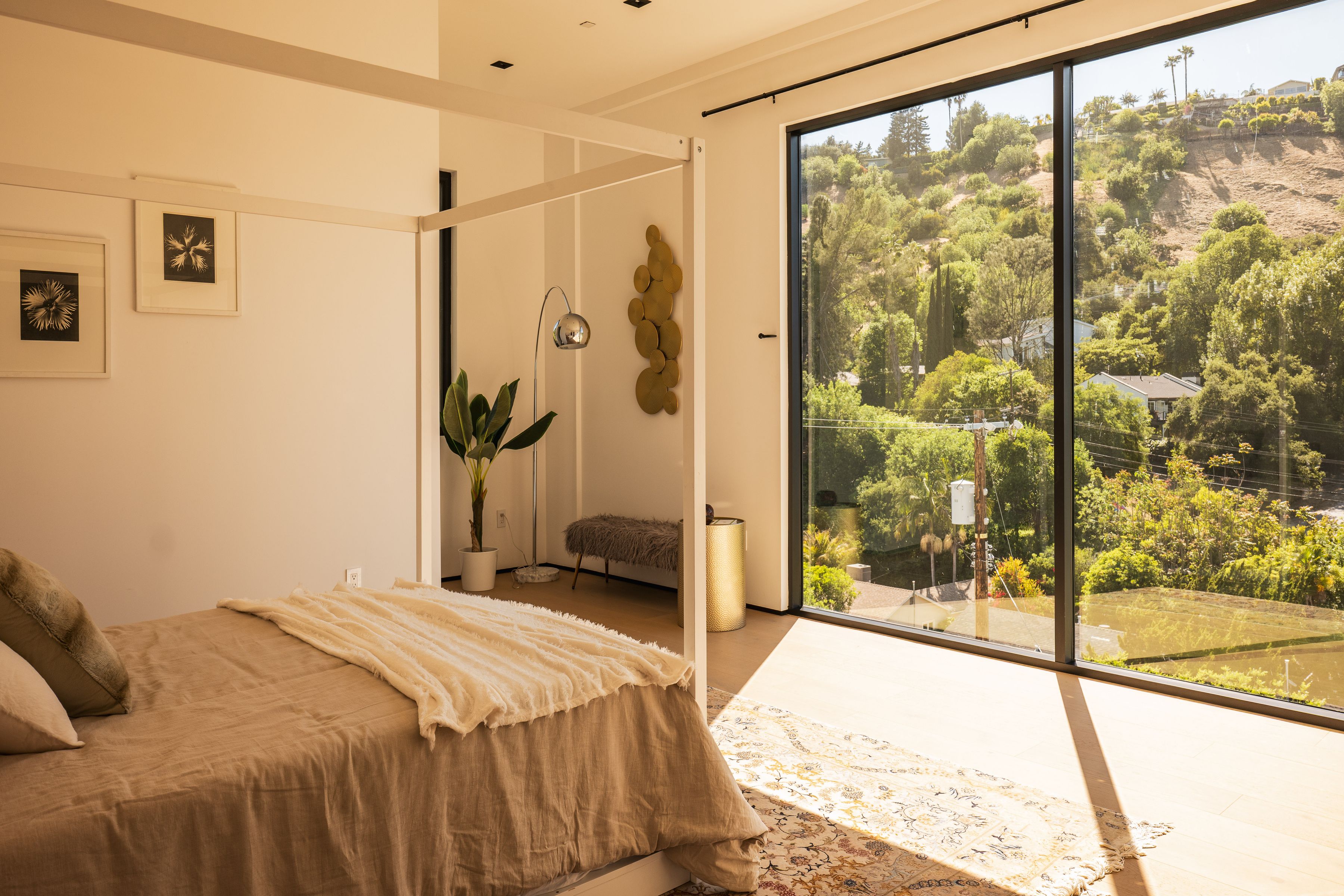  3920 Knobhill Drive - 物件實景