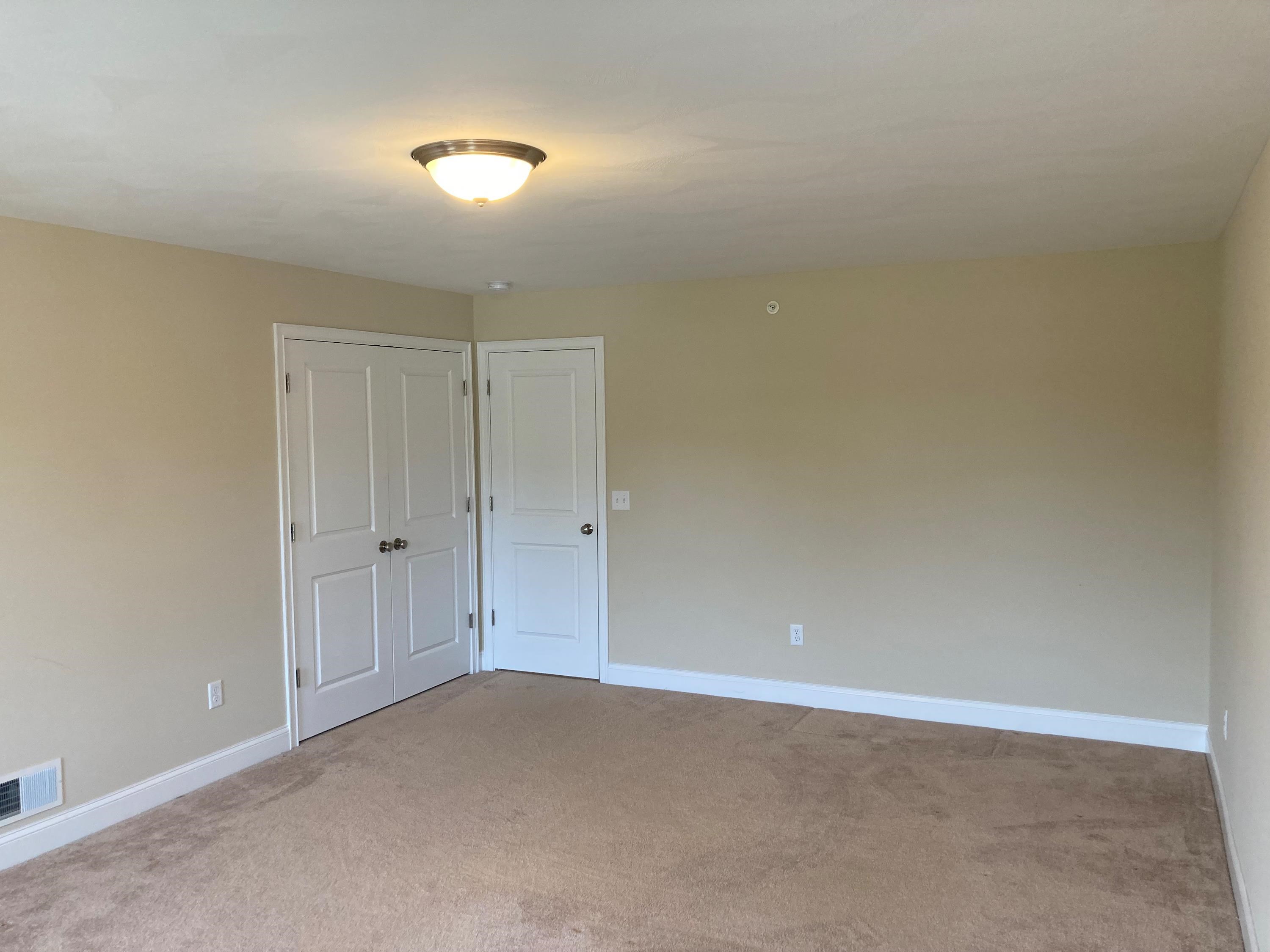 Brentwood, New Hampshire, 03833, United States, 2 Bedrooms Bedrooms, ,2 BathroomsBathrooms,Residential,For Sale,1905926