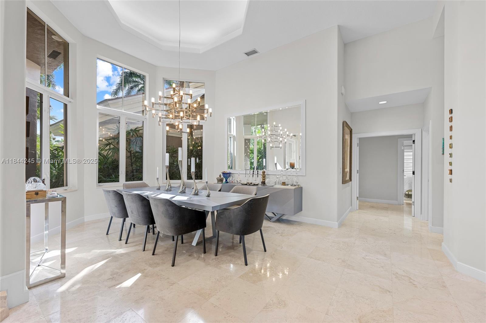 Weston, Florida, 33327, United States, 5 Bedrooms Bedrooms, ,4 BathroomsBathrooms,Residential,For Sale,1901974