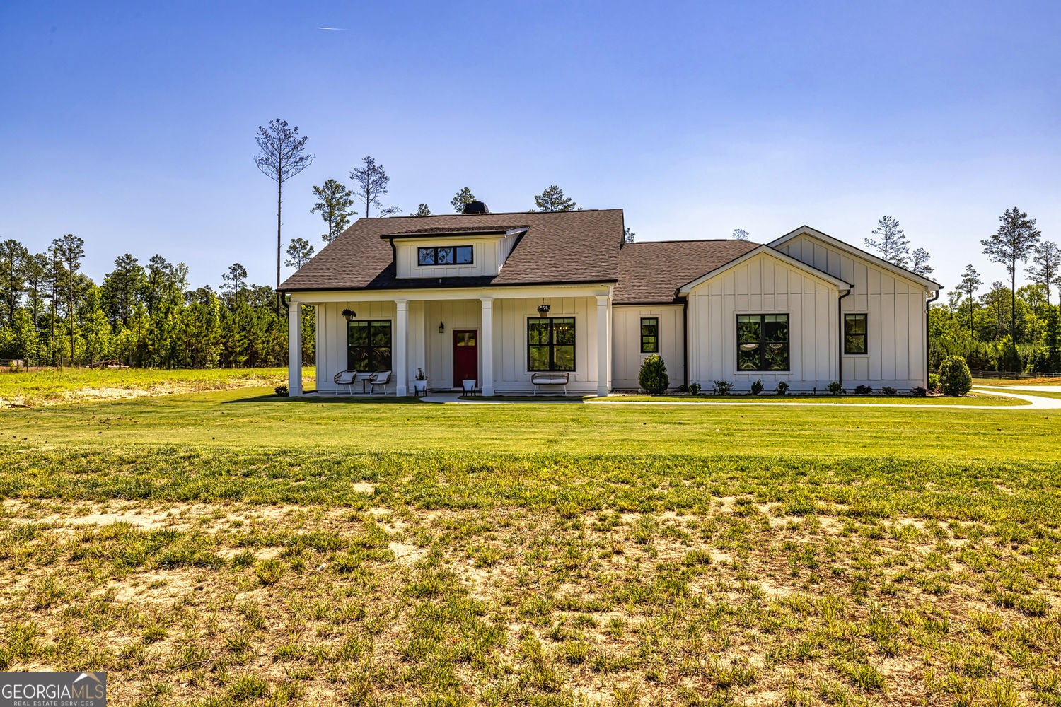 Senoia, Georgia, 30276, United States, 7 Bedrooms Bedrooms, ,6 BathroomsBathrooms,Residential,For Sale,1859097