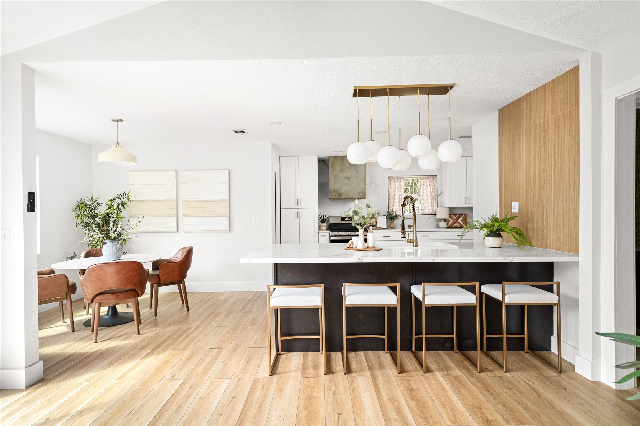  10831 Holly Springs Drive - 物件實景