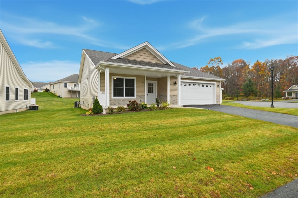 Wilbraham, Massachusetts, 01095, United States, 2 Bedrooms Bedrooms, ,2 BathroomsBathrooms,Residential,For Sale,1987611