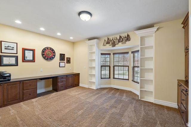 Centerville, Utah, 84014, United States, 6 Bedrooms Bedrooms, ,5 BathroomsBathrooms,Residential,For Sale,2012856