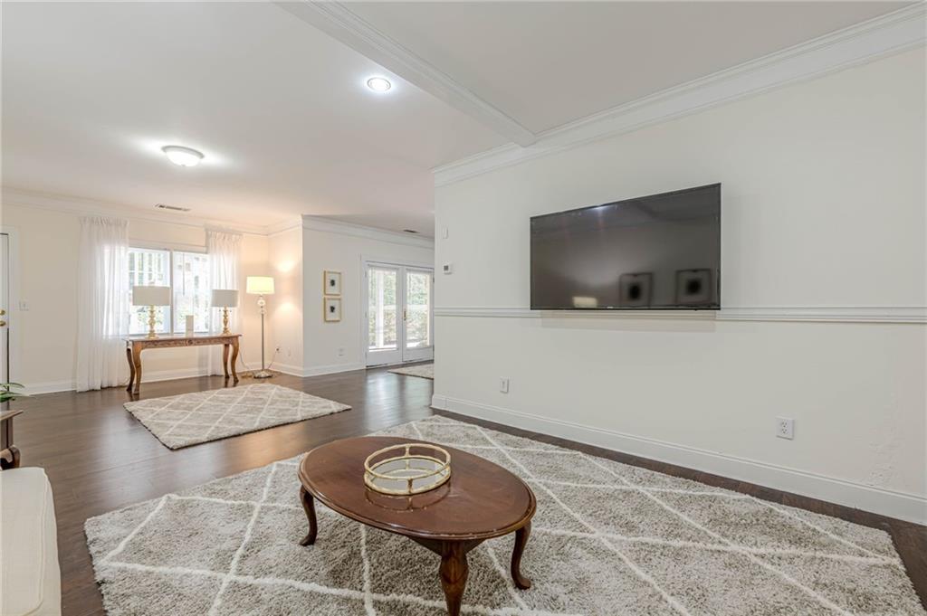 Cumming, Georgia, 30041, United States, 5 Bedrooms Bedrooms, ,5 BathroomsBathrooms,Residential,For Sale,1919838