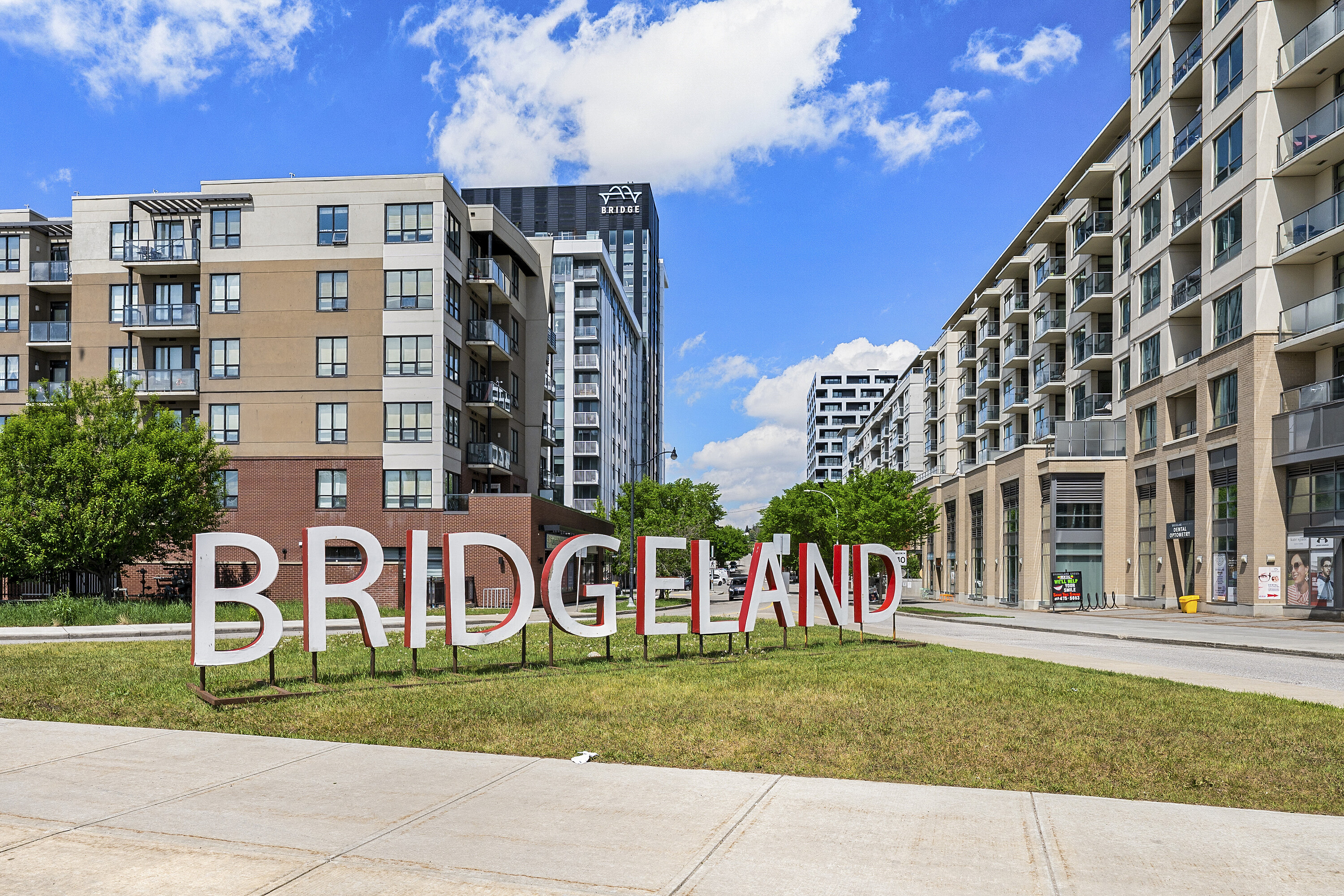  88 9 Street NE #122 - 物件實景
