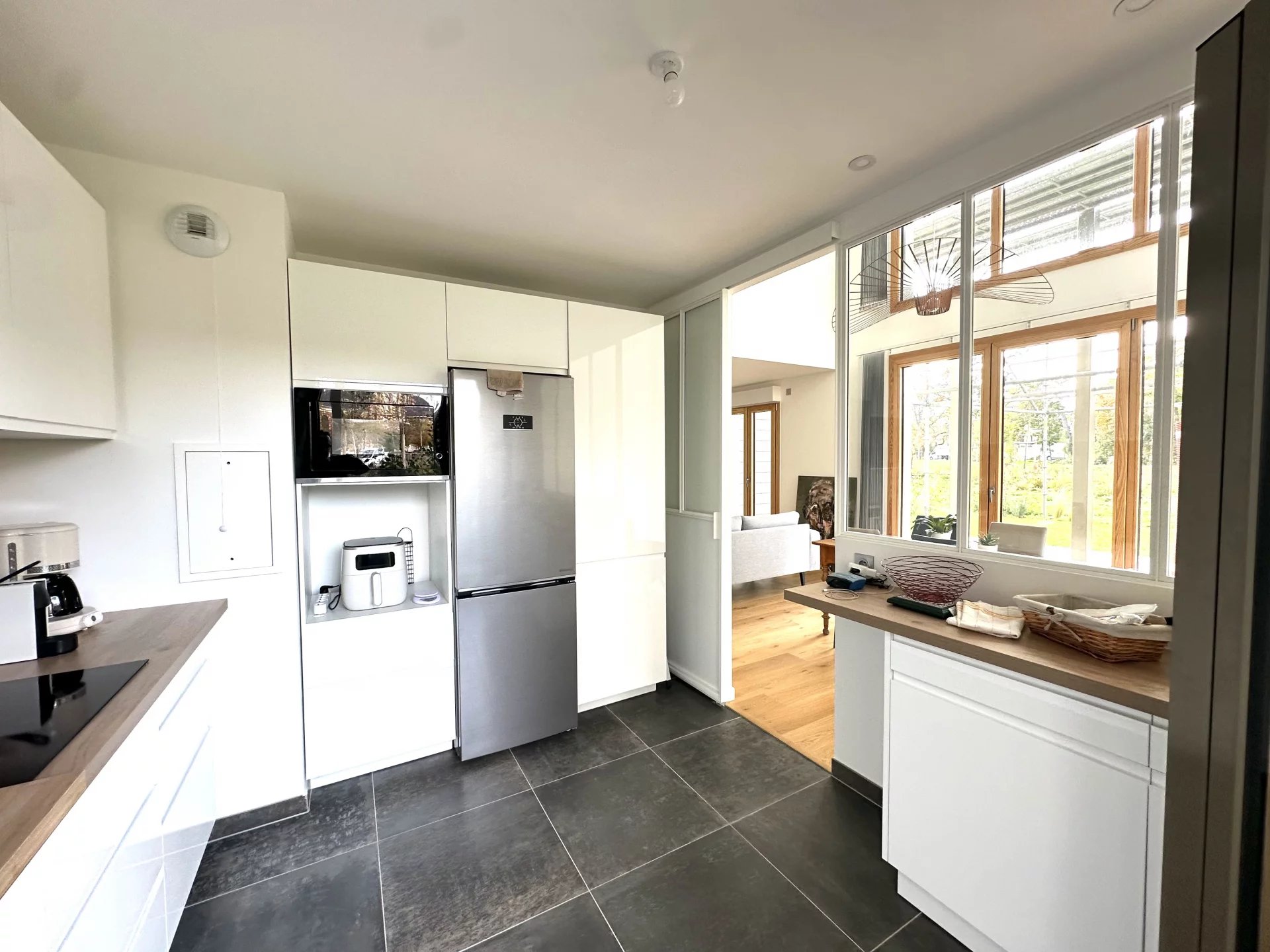 Le Vésinet, Île-de-France, 78110, FR, 2 Bedrooms Bedrooms, ,1 BathroomBathrooms,Residential,For Sale,1994507