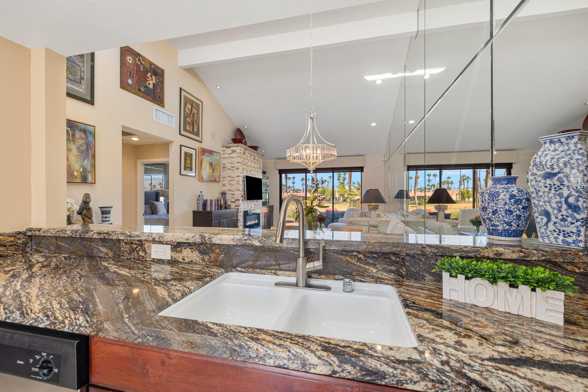 Palm Desert, California, 92211, United States, 2 Bedrooms Bedrooms, ,2 BathroomsBathrooms,Residential,For Sale,1985360