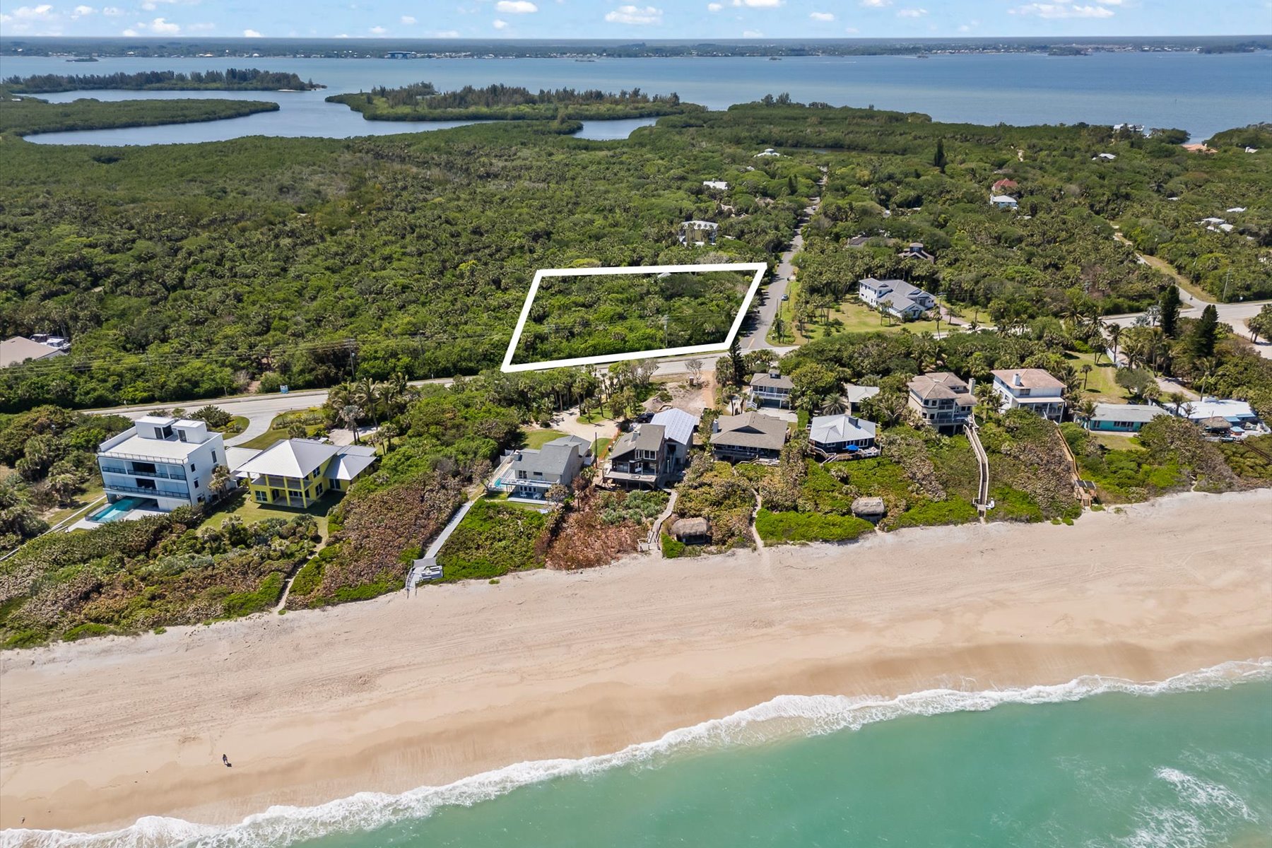  101 Seagrape Road, Melbourne Beach, FL, 32951 - 物件實景