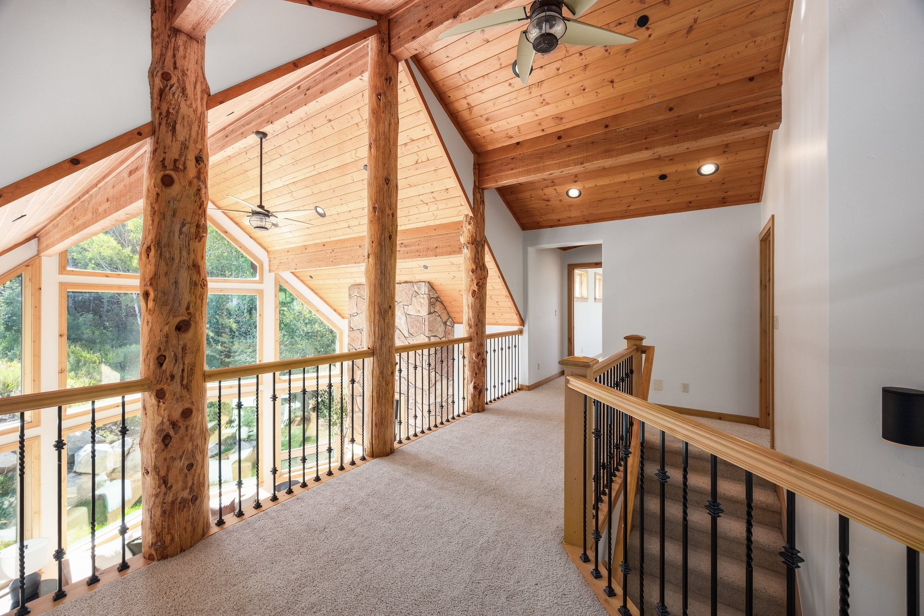  Mountain Contemporary Retreat Among the Trees in Lower Pinebrook - 物件實景