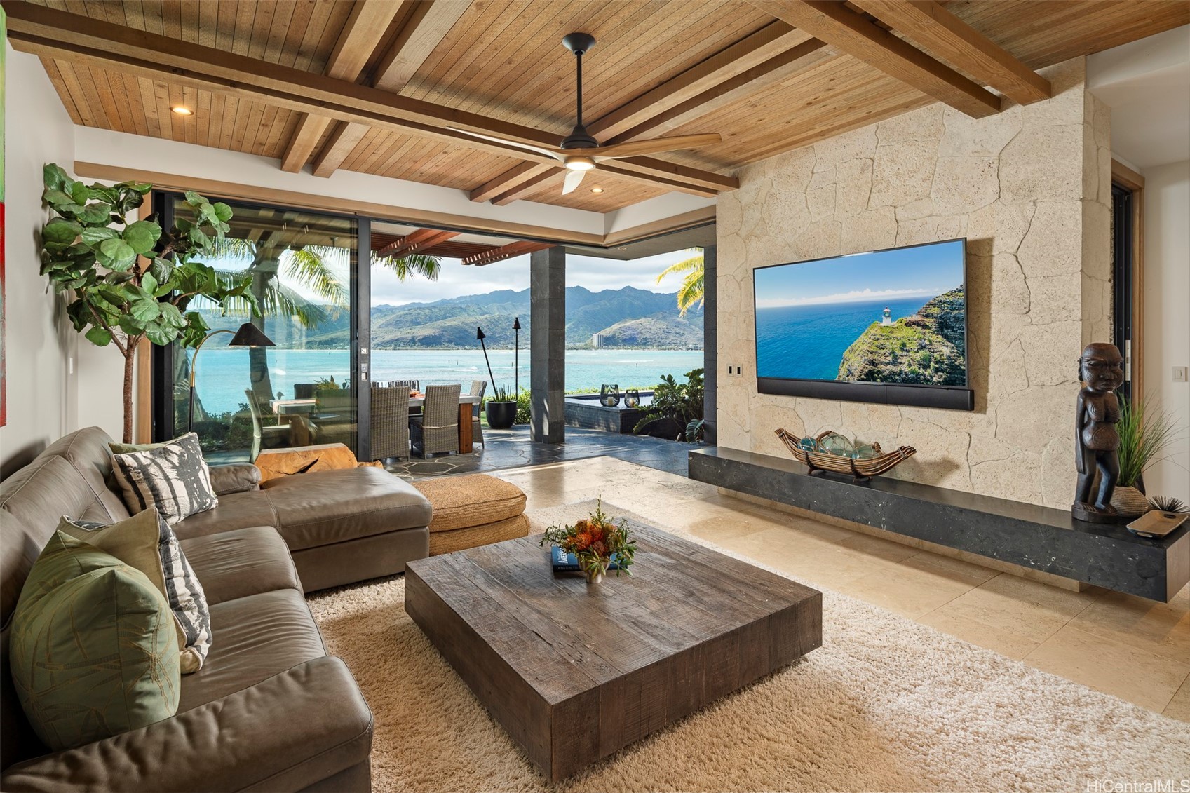 Honolulu, Hawaii, 96825, United States, 6 Bedrooms Bedrooms, ,7 BathroomsBathrooms,Residential,For Sale,1856171