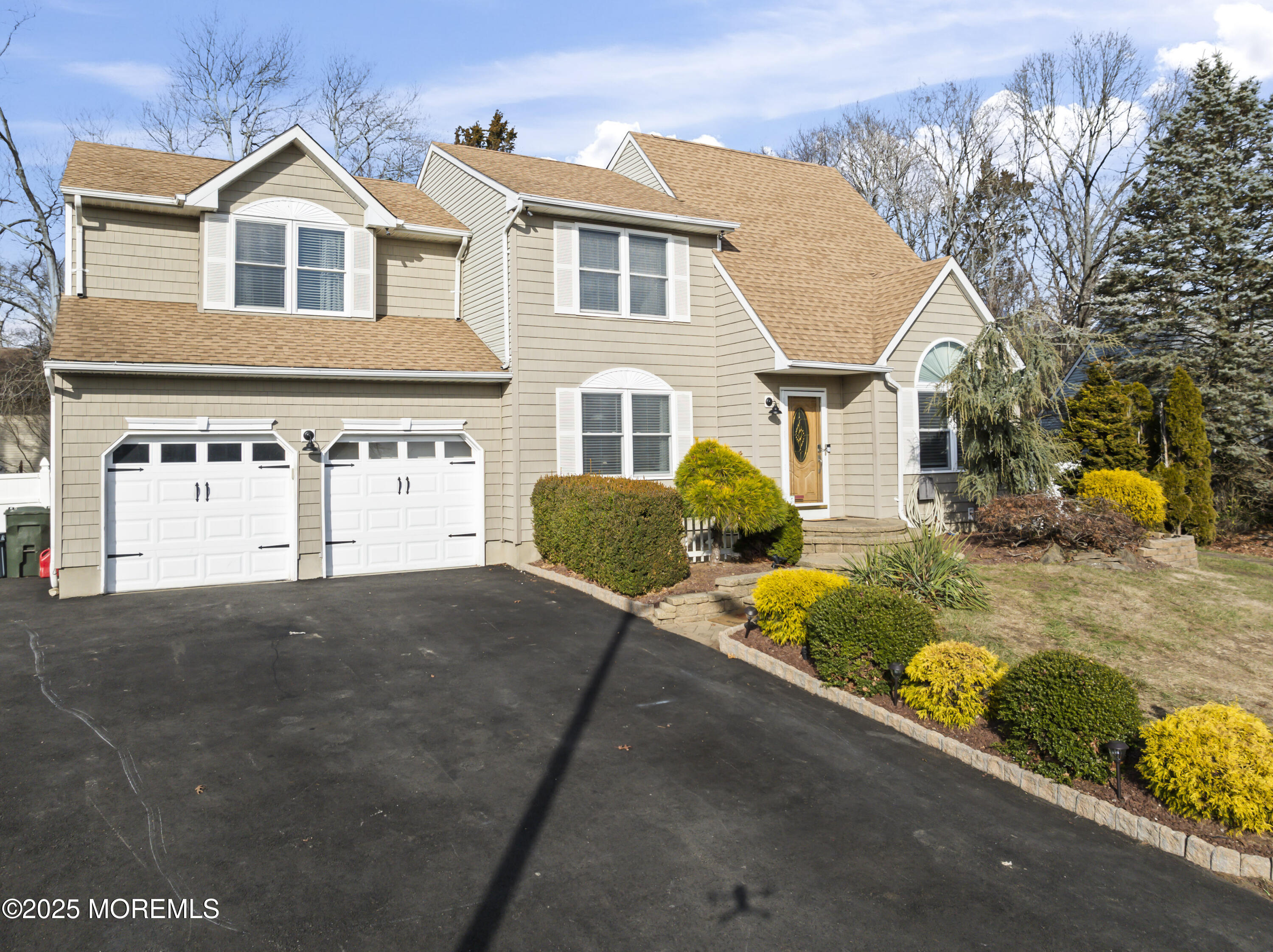 Howell, New Jersey, 07731, United States, 4 Bedrooms Bedrooms, ,3 BathroomsBathrooms,Residential,For Sale,1944889