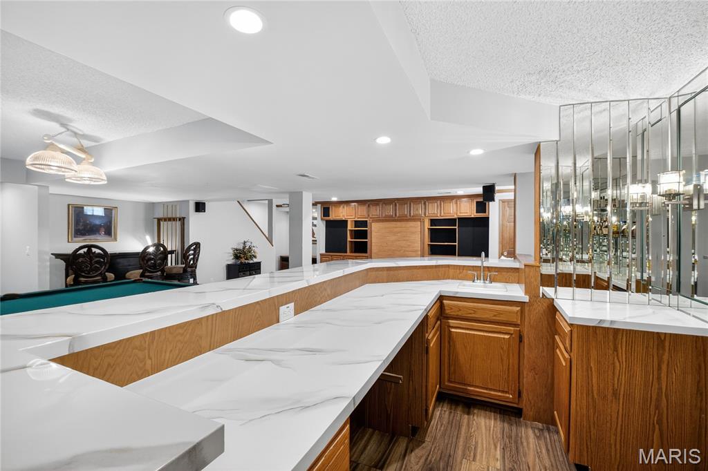 St Charles, Missouri, 63301, United States, 4 Bedrooms Bedrooms, ,4 BathroomsBathrooms,Residential,For Sale,1902113
