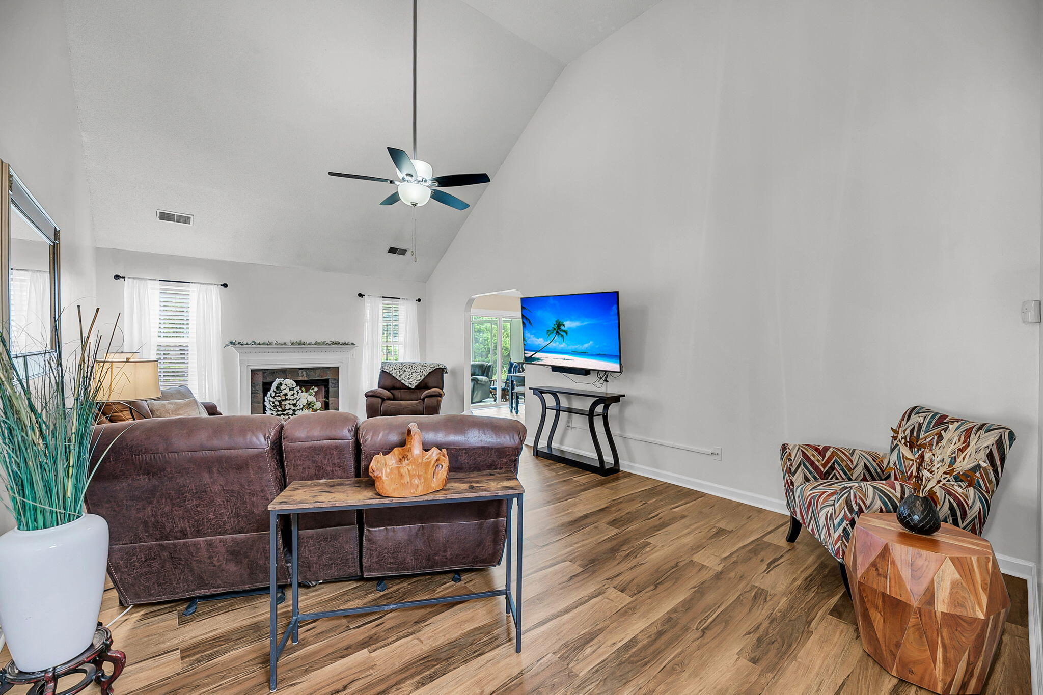 Charleston, South Carolina, 29412, United States, 4 Bedrooms Bedrooms, ,2 BathroomsBathrooms,Residential,For Sale,1985691