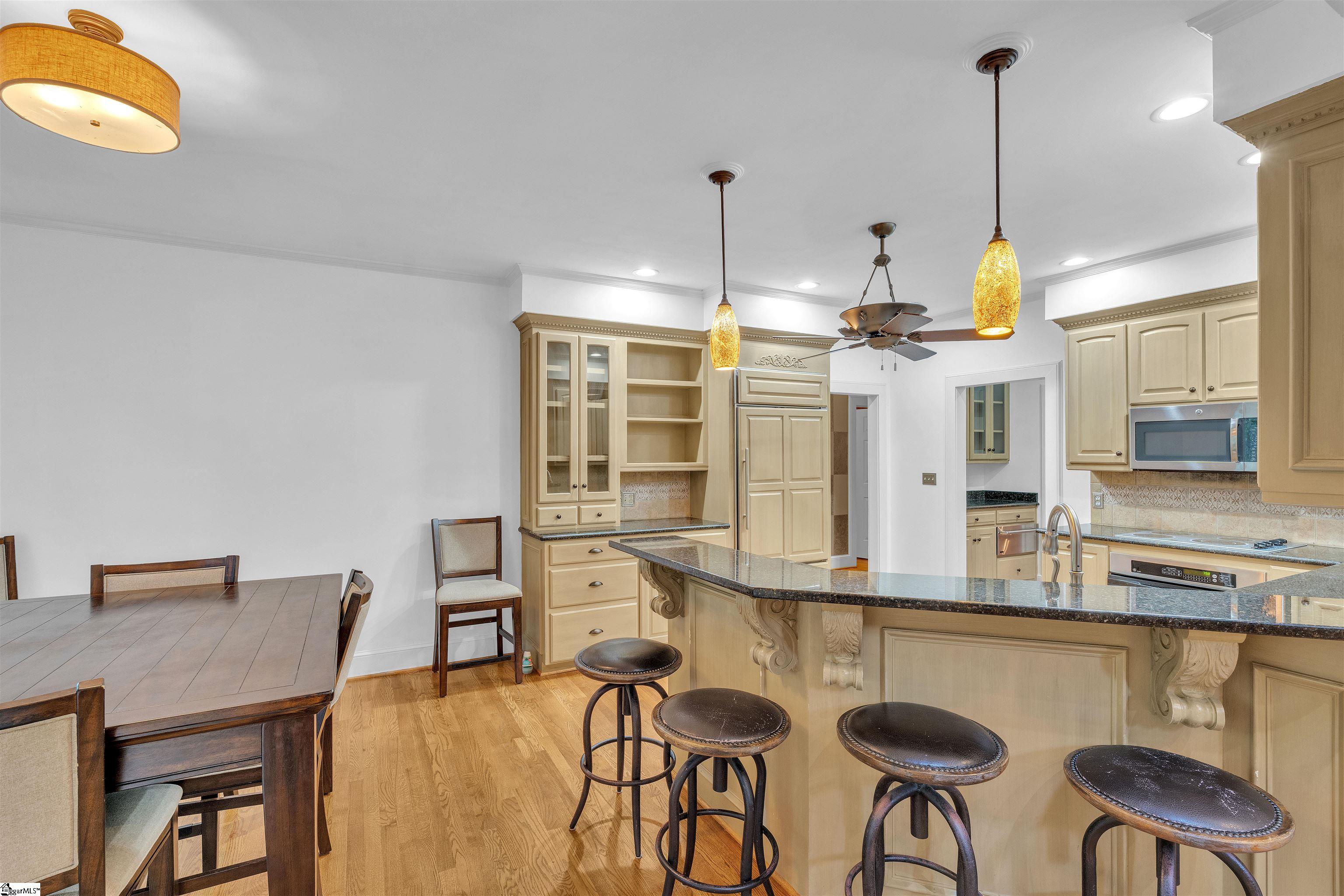 Spartanburg, South Carolina, 29306, United States, 4 Bedrooms Bedrooms, ,5 BathroomsBathrooms,Residential,For Sale,1913209