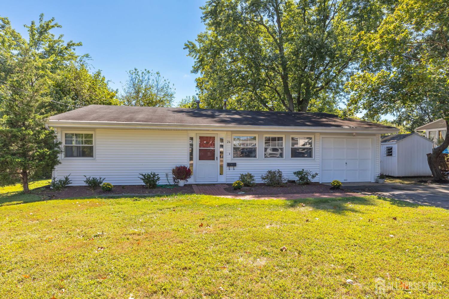 South Brunswick, New Jersey, 08824, United States, 3 Bedrooms Bedrooms, ,2 BathroomsBathrooms,Residential,For Sale,1941671