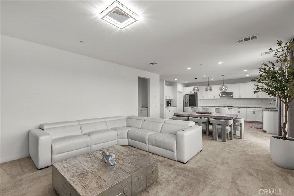 Beaumont, California, 92223, United States, 4 Bedrooms Bedrooms, ,3 BathroomsBathrooms,Residential,For Sale,1981023