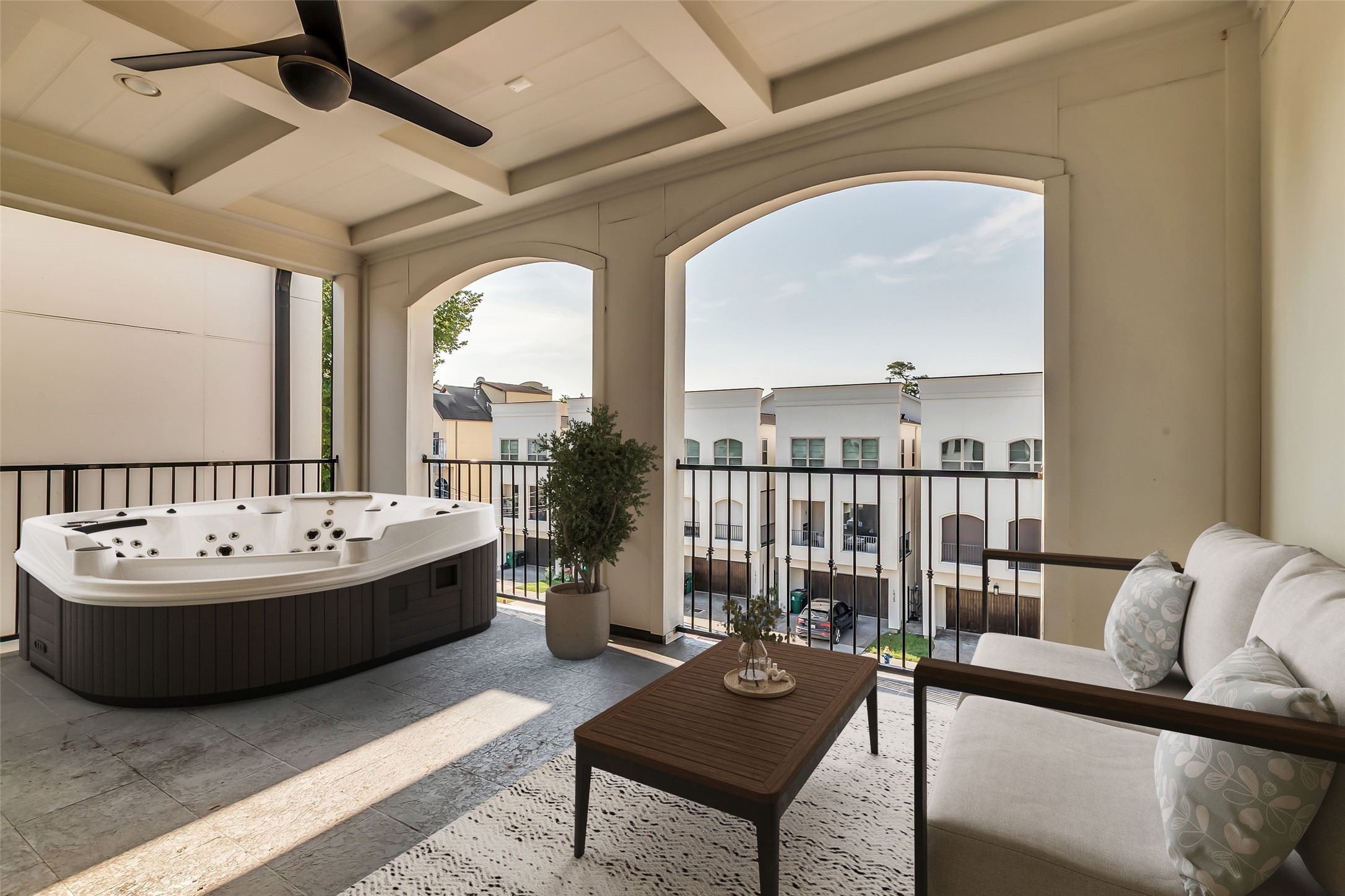 Houston, Texas, 77008, United States, 4 Bedrooms Bedrooms, ,4 BathroomsBathrooms,Residential,For Sale,1989556