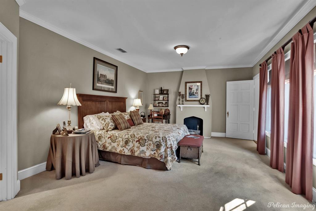 Shreveport, Louisiana, 71106, United States, 5 Bedrooms Bedrooms, ,4 BathroomsBathrooms,Residential,For Sale,1779420