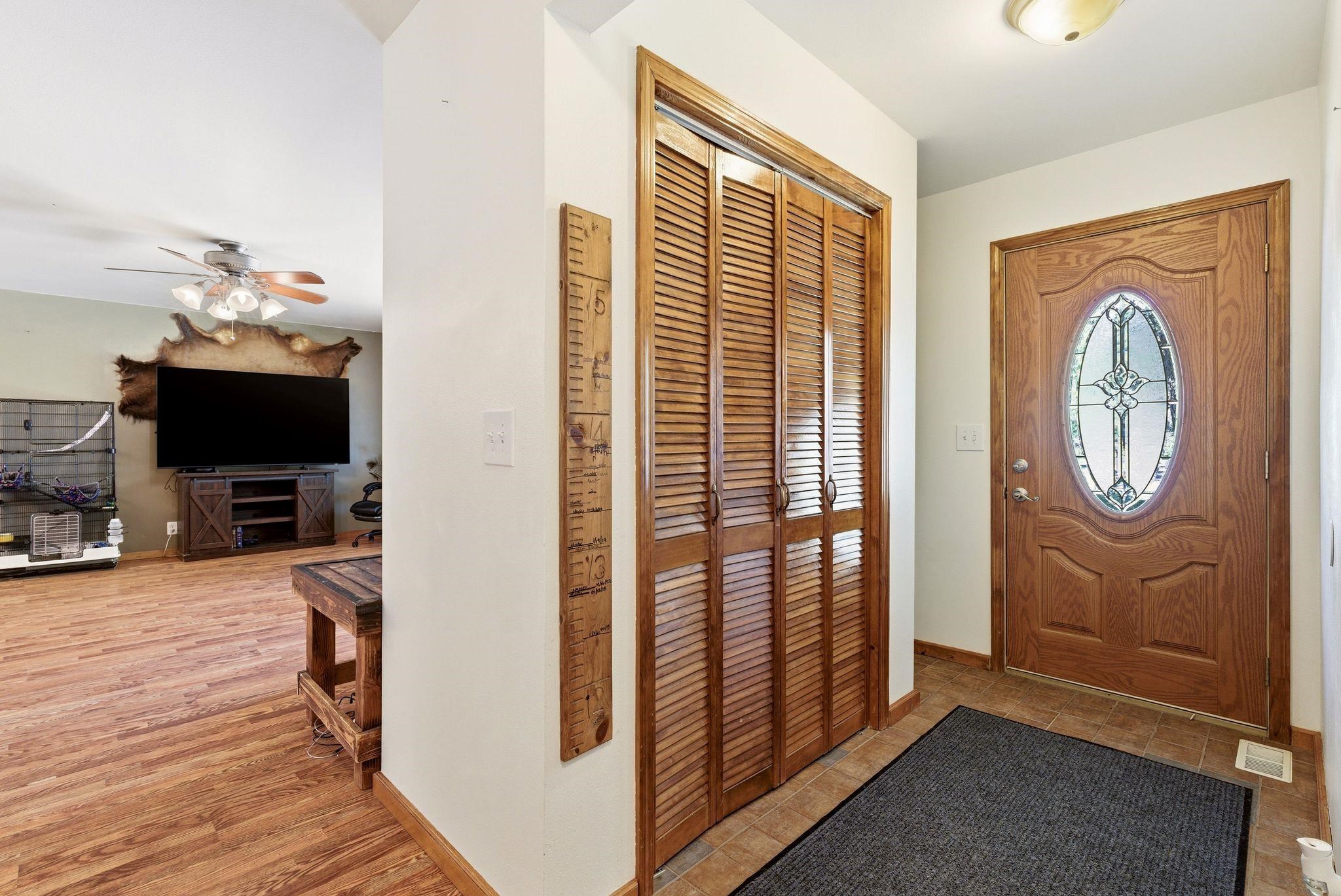 Deer Park, Washington, 99006, United States, 3 Bedrooms Bedrooms, ,3 BathroomsBathrooms,Residential,For Sale,2036867