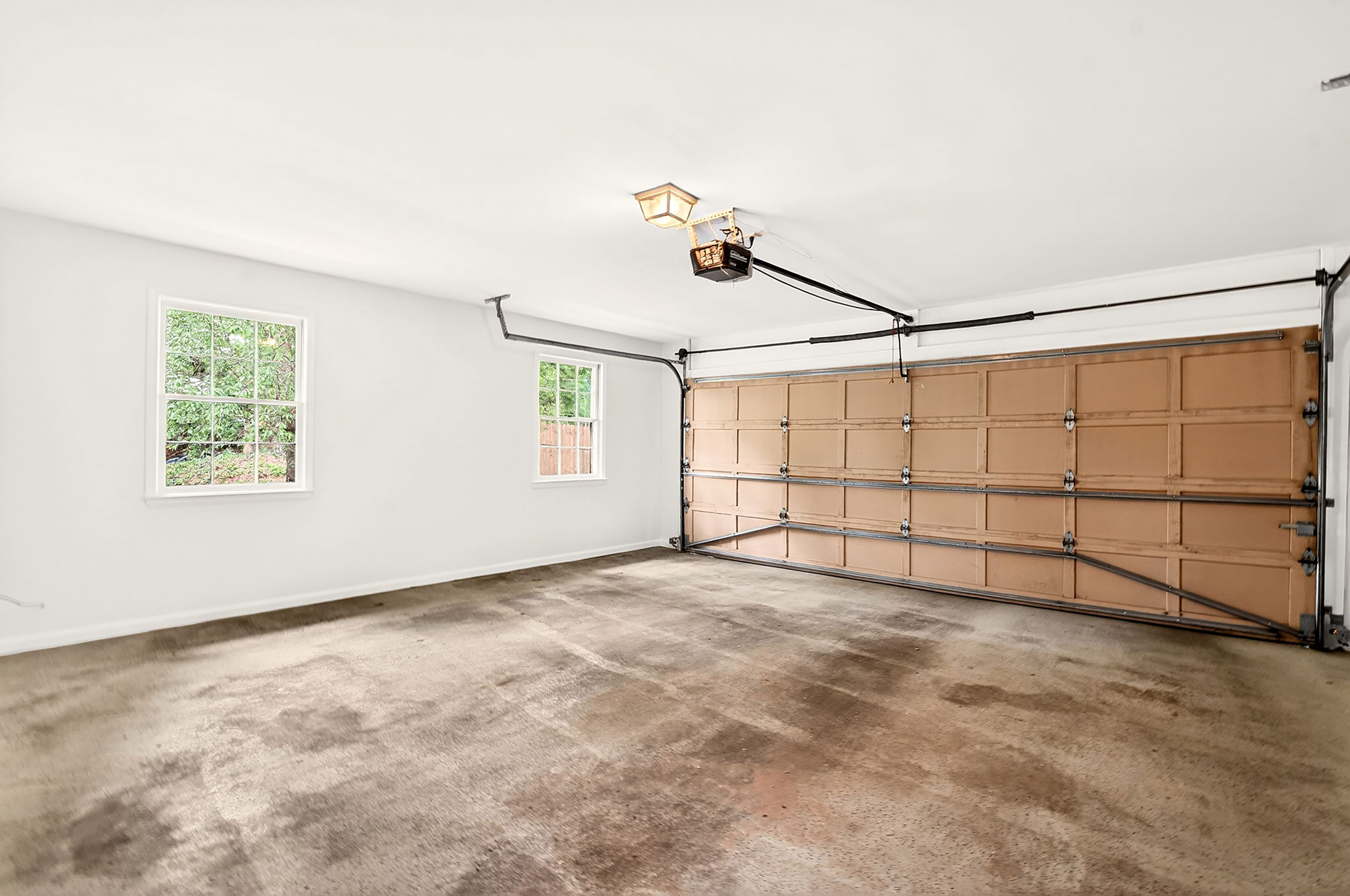  Thoughtfully Expanded and Updated Dunwoody Home on Wooded 0.82+/- Acre Lot - 物件實景