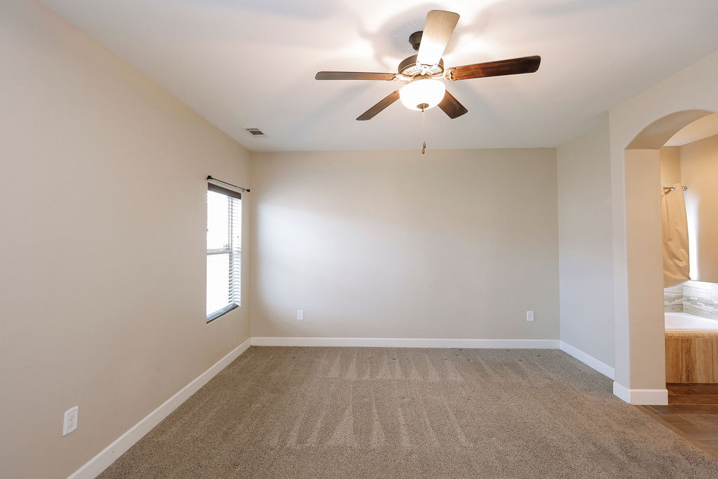 Carlsbad, New Mexico, 88220, United States, 4 Bedrooms Bedrooms, ,3 BathroomsBathrooms,Residential,For Sale,1975049