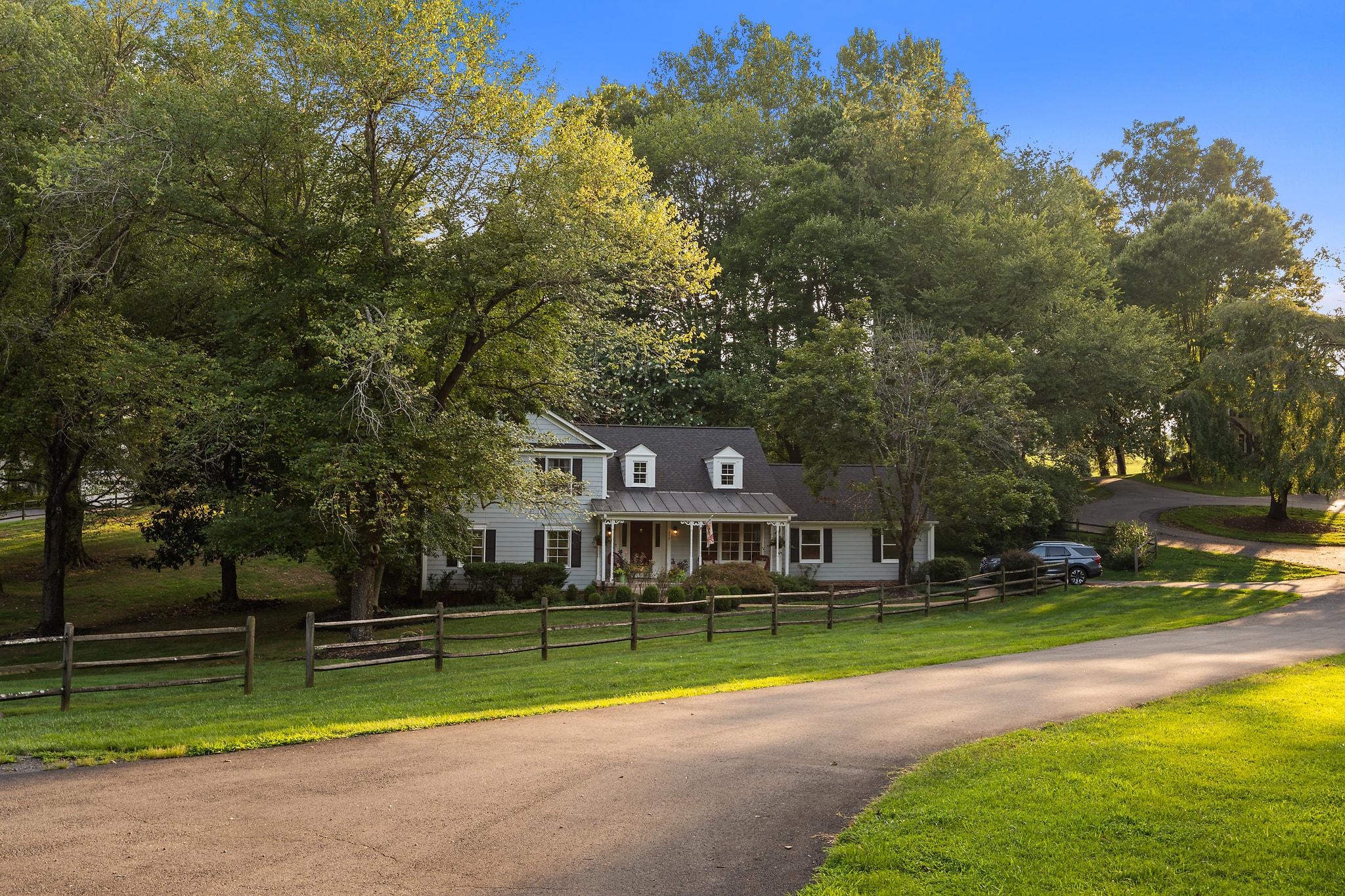  210 Falcon Ridge Road, Great Falls, VA, 22066 - 物件實景
