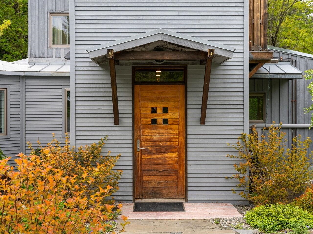 Hubbardton, Vermont, 05735, United States, 5 Bedrooms Bedrooms, ,4 BathroomsBathrooms,Residential,For Sale,1883394