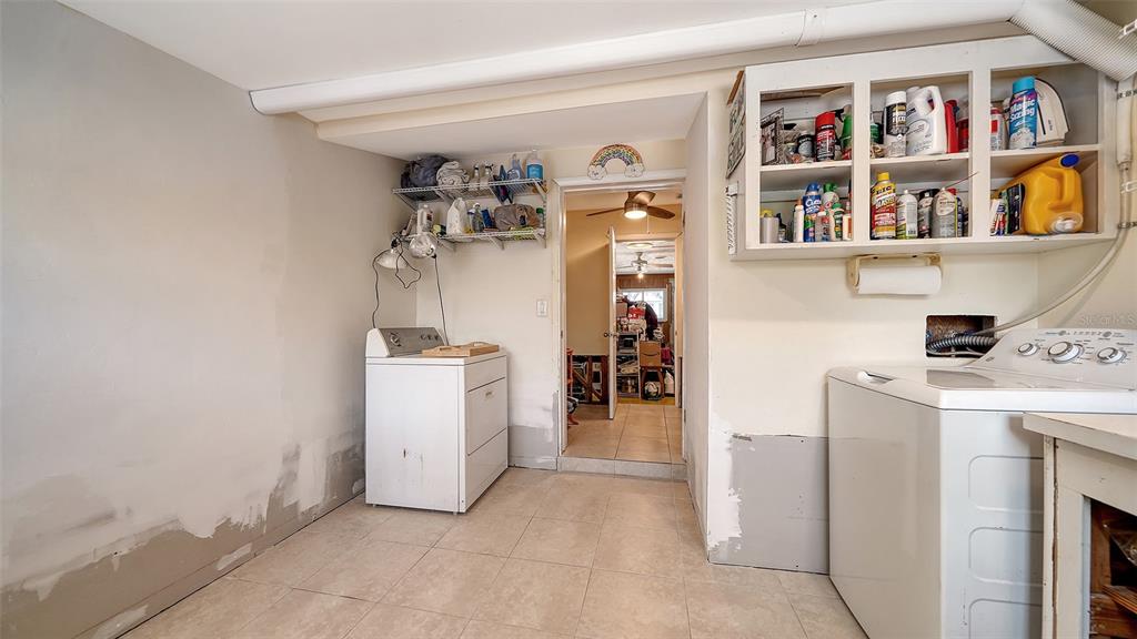 Sarasota, Florida, 34242, United States, 4 Bedrooms Bedrooms, ,3 BathroomsBathrooms,Residential,For Sale,1885427
