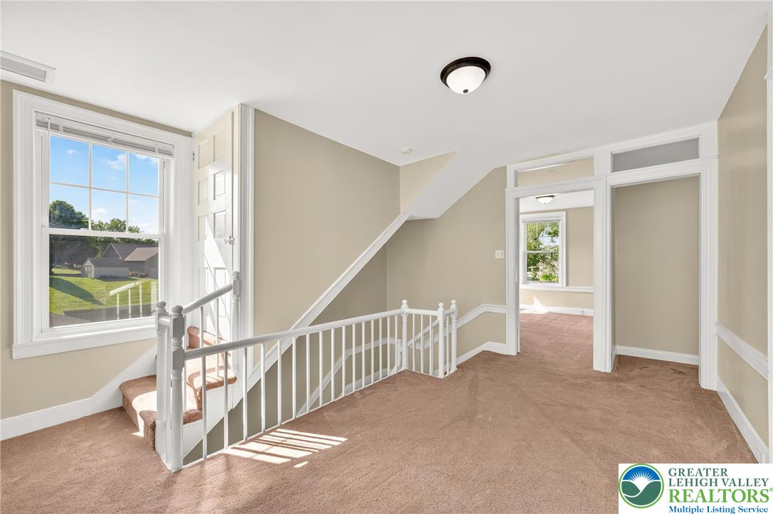 East Allen Twp, Pennsylvania, 18017, United States, 4 Bedrooms Bedrooms, ,2 BathroomsBathrooms,Residential,For Sale,1926367