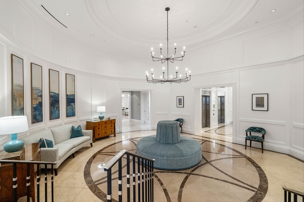 Boston, Massachusetts, 02116, United States, 2 Bedrooms Bedrooms, ,2 BathroomsBathrooms,Residential,For Sale,1942134