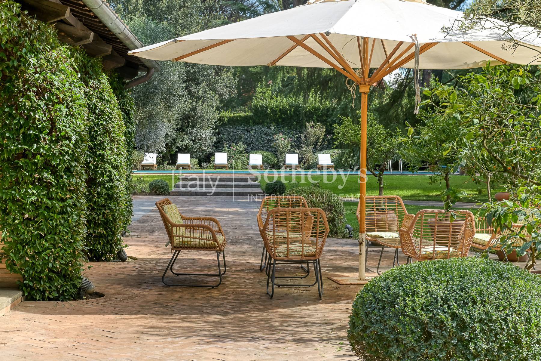  Elegant Roman Villa with Private Park and Pool - 物件實景