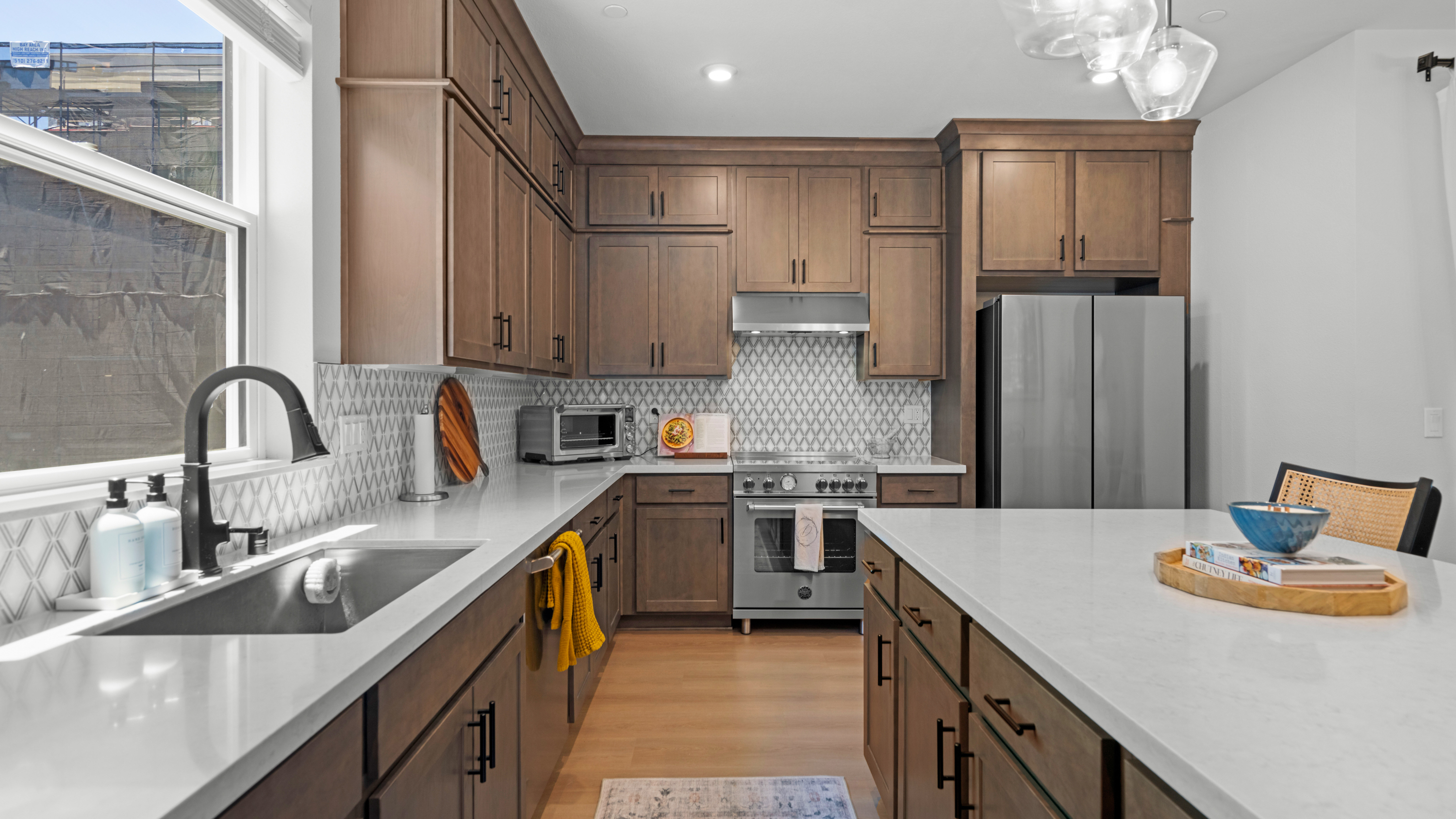  Modern Townhome in Novato - 物件實景
