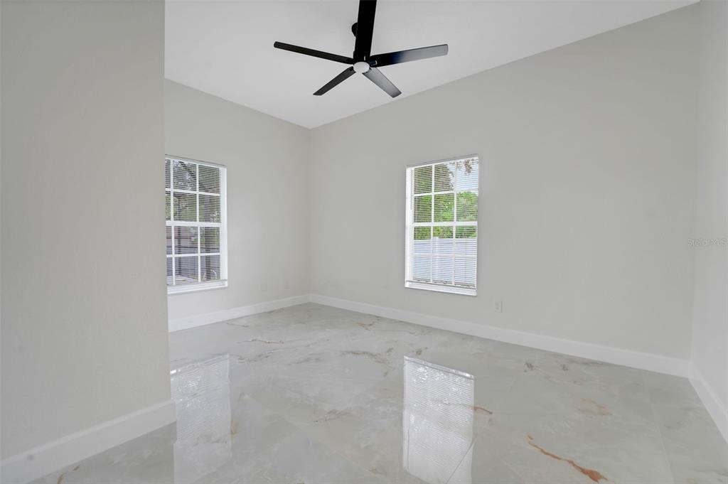Oviedo, Florida, 32765, United States, 5 Bedrooms Bedrooms, ,3 BathroomsBathrooms,Residential,For Sale,1932444