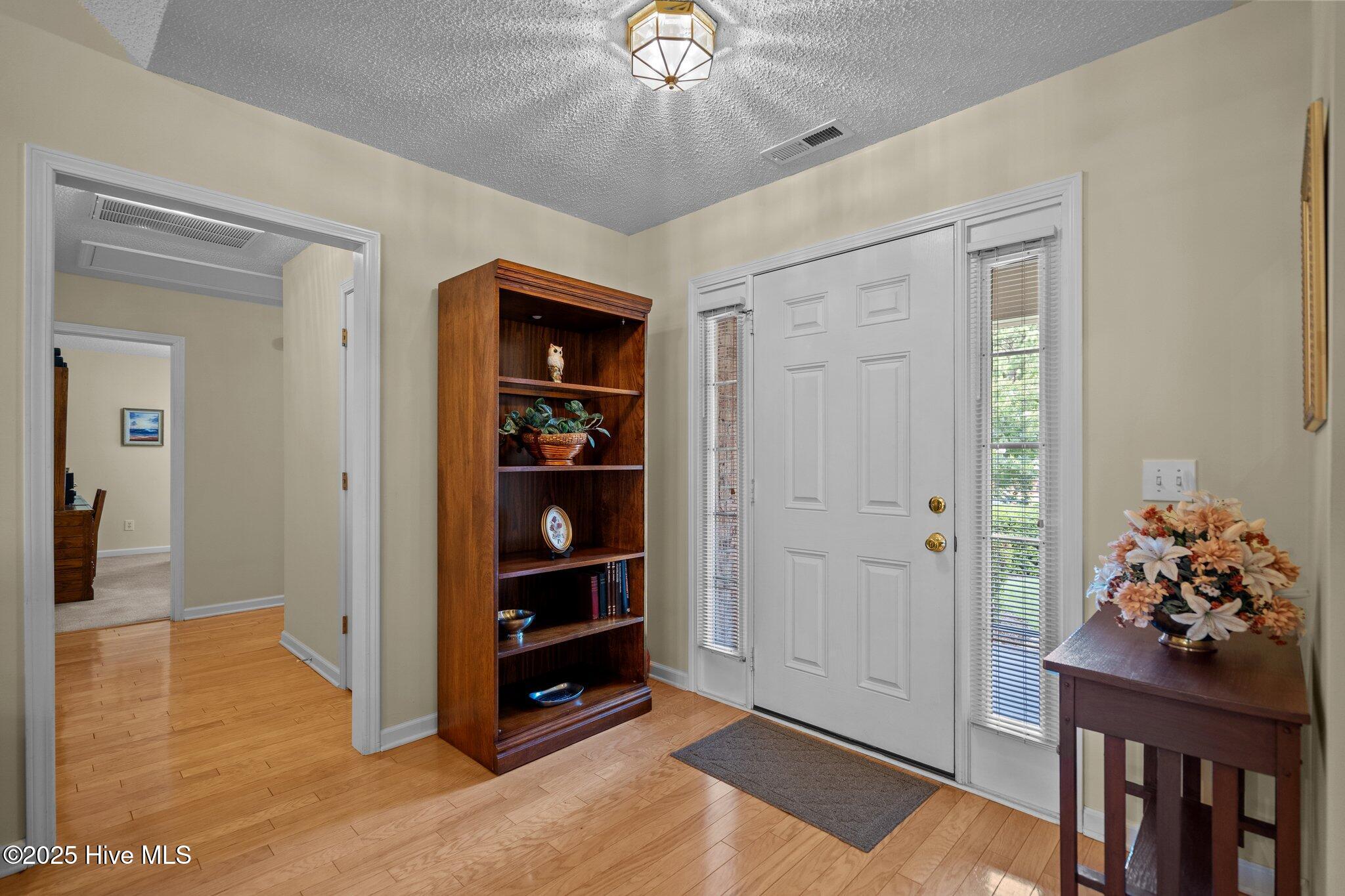 Wilmington, North Carolina, 28411, United States, 4 Bedrooms Bedrooms, ,3 BathroomsBathrooms,Residential,For Sale,1874008