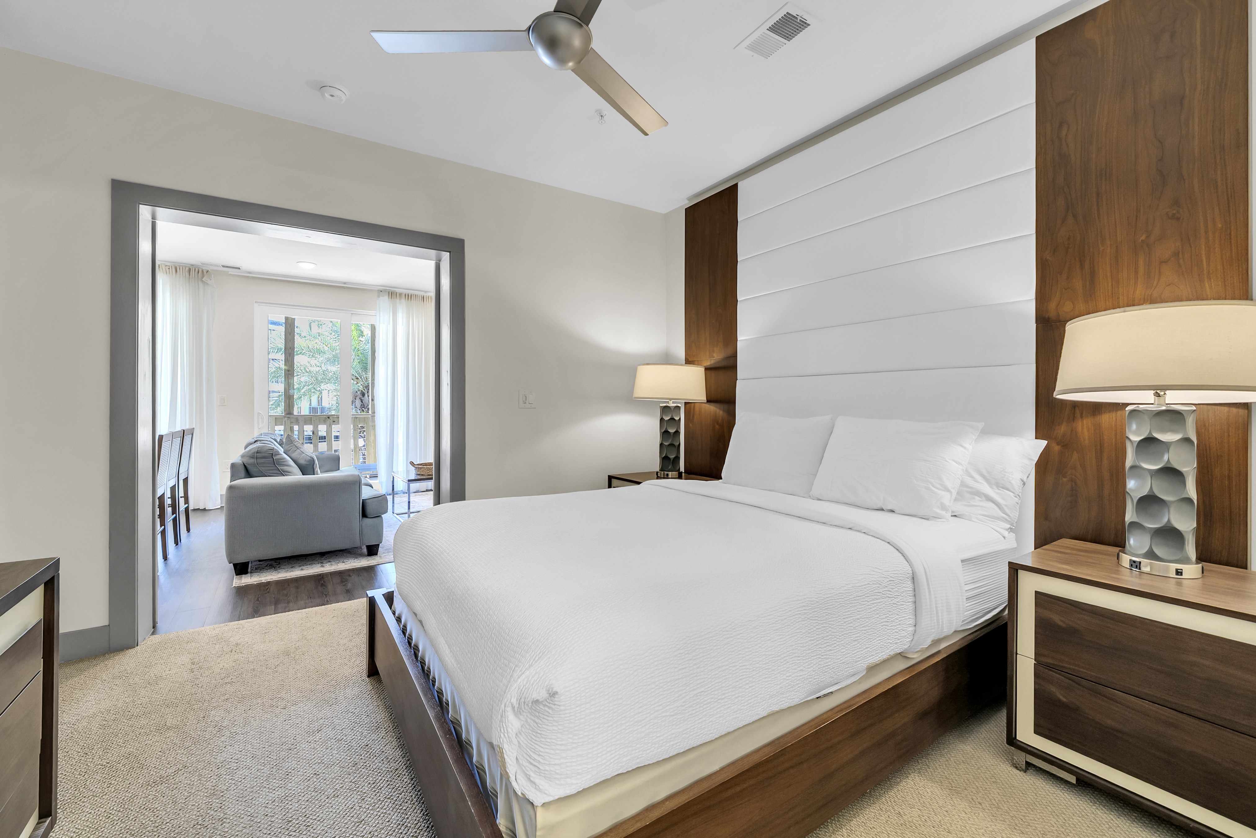  Elegant Resort Residence With Pool Views And Rooftop Lounge - 物件實景