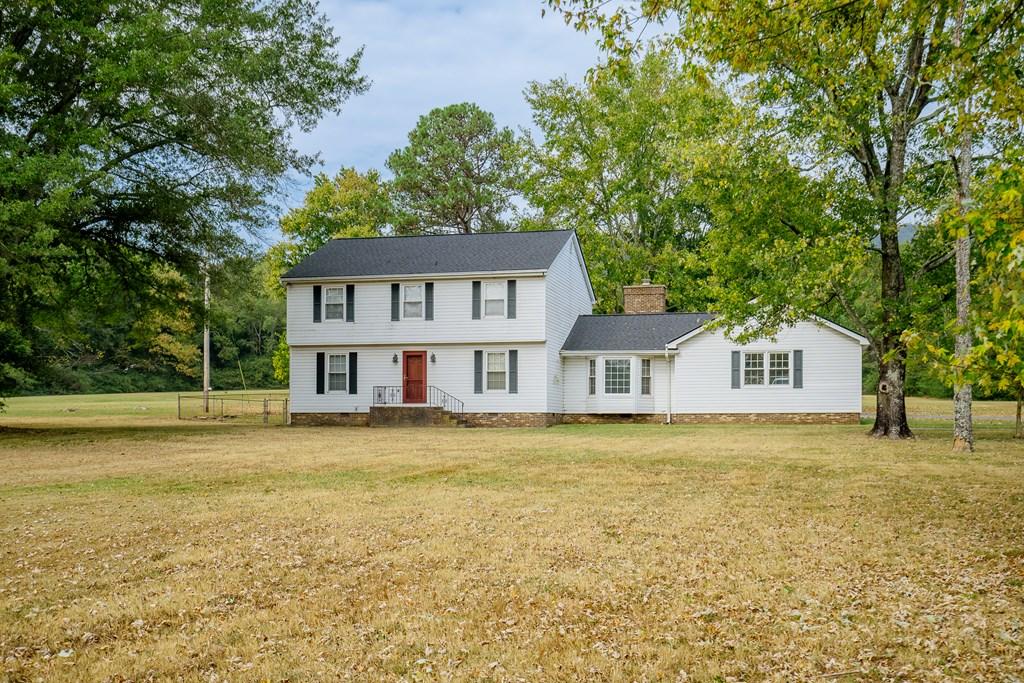 DALTON, Georgia, 30720, United States, 5 Bedrooms Bedrooms, ,3 BathroomsBathrooms,Residential,For Sale,1939085