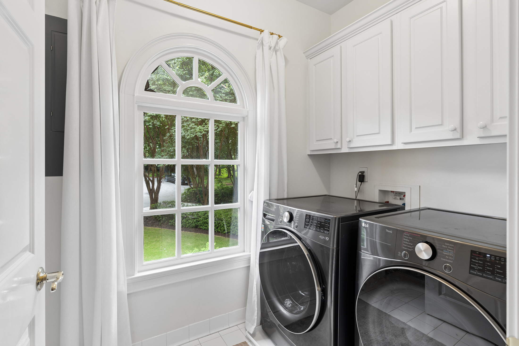  Exceptional Tree-Lined Living in Chastain Park - 物件實景