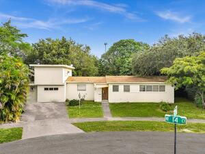 North Miami Beach, Florida, 33179, United States, 4 Bedrooms Bedrooms, ,2 BathroomsBathrooms,Residential,For Sale,1988572
