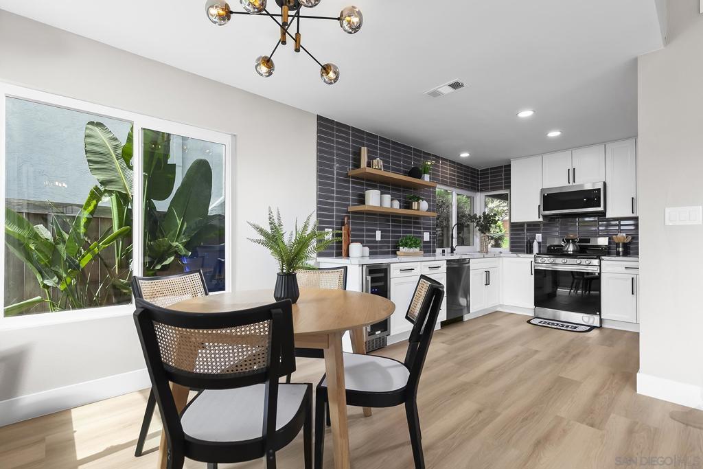 San Diego, California, 92111, United States, 3 Bedrooms Bedrooms, ,3 BathroomsBathrooms,Residential,For Sale,2010318