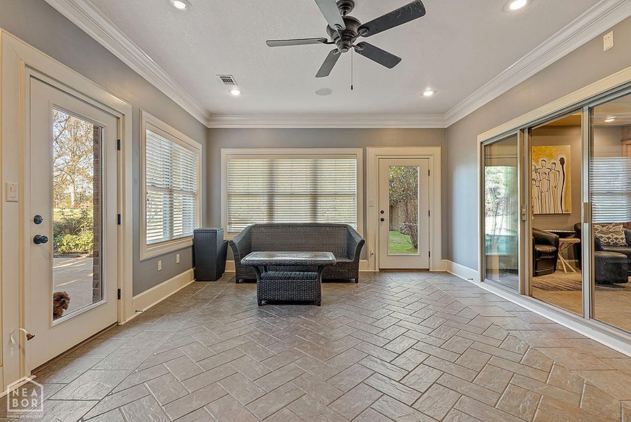 Jonesboro, Arkansas, 72404, United States, 5 Bedrooms Bedrooms, ,5 BathroomsBathrooms,Residential,For Sale,1981744