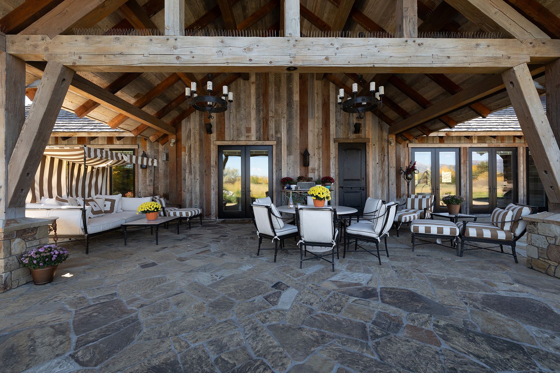  3 Creek Ranch Estate - 物件實景