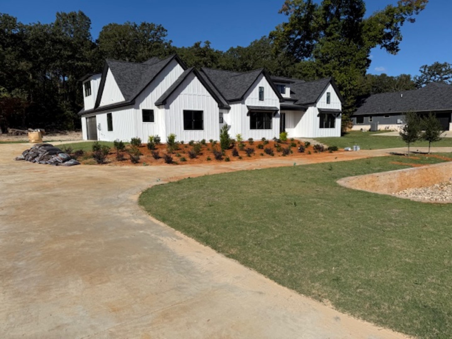 Tyler, Texas, 75706, United States, 4 Bedrooms Bedrooms, ,4 BathroomsBathrooms,Residential,For Sale,1983227